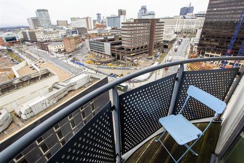2 bedroom apartment to rent, Masshouse Plaza, Birmingham B5