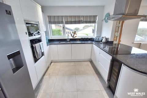 4 bedroom detached house for sale, Scandinavia Heights, Saundersfoot