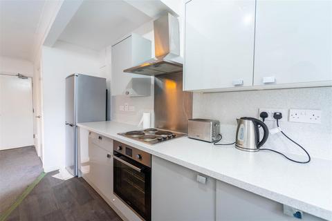 undefined, Tennal Road, Birmingham B32