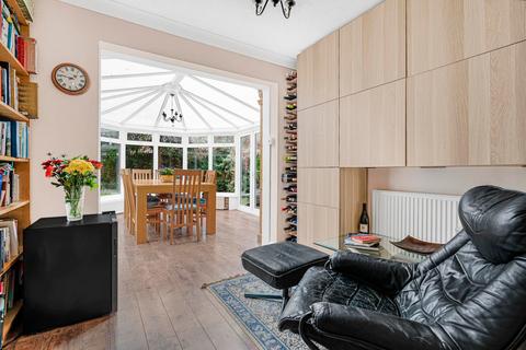 11 Bishops Orchard, East Hagbourne, Didcot, OX11 9JS