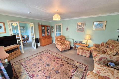 3 bedroom detached bungalow for sale, Green Lane Crescent, Yarpole, Herefordshire, HR6 0BQ