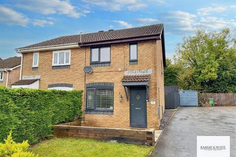 11 The Pines, Hirwaun, Aberdare, CF44 9QW