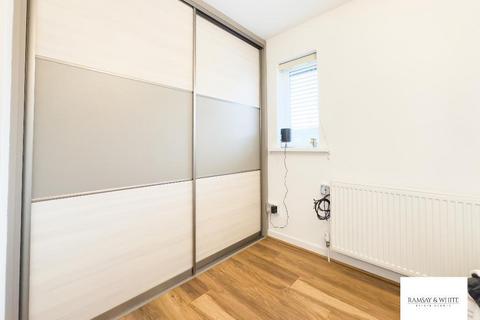 11 The Pines, Hirwaun, Aberdare, CF44 9QW