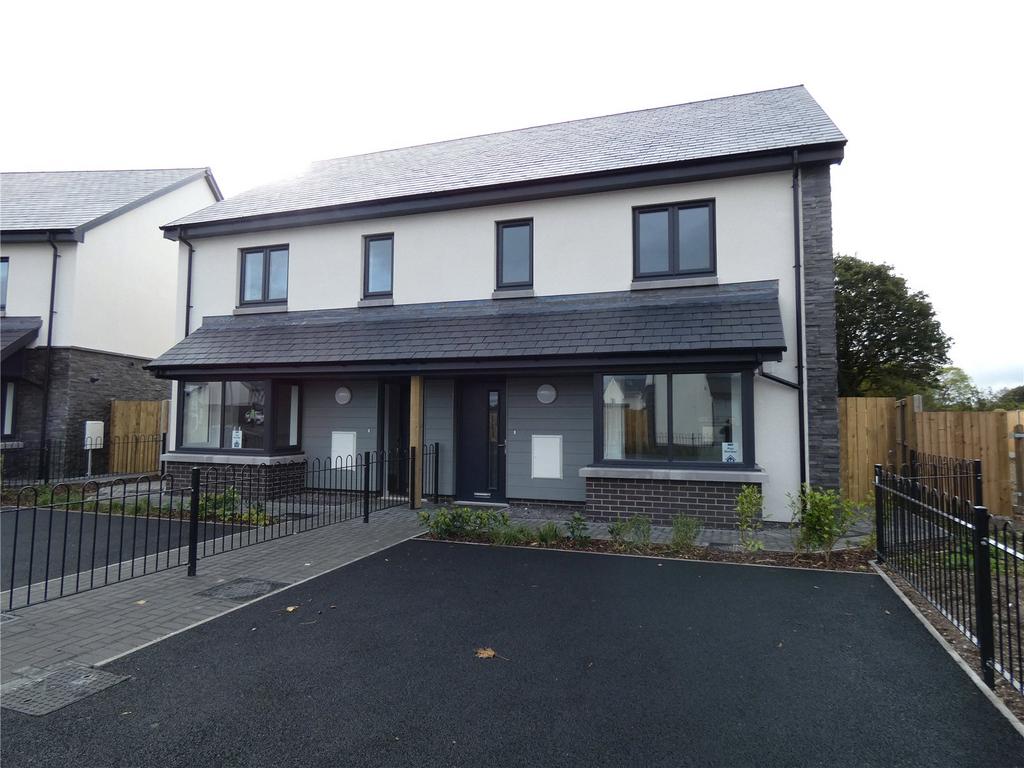 Plot 14 Cae Ffynnon