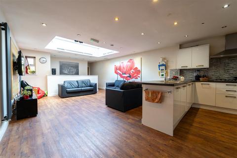 undefined, Heeley Road, Birmingham B29