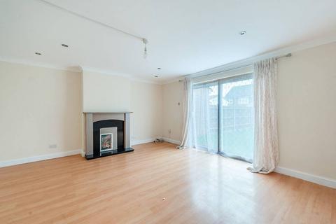 3 bedroom terraced house to rent, Plumpton Close,, Northolt, UB5