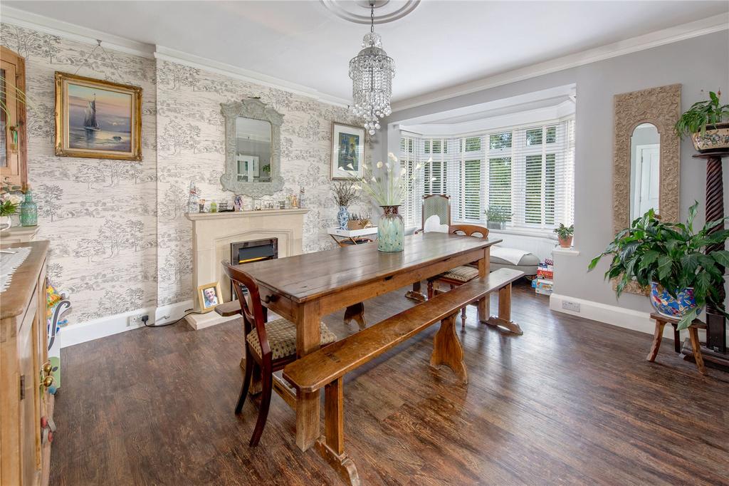 Jeffreys Way, Taunton, Somerset, TA1 8 bed detached house for sale £