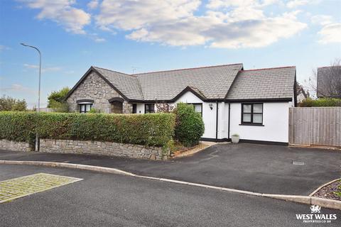 4 bedroom detached bungalow for sale, Parklands, St Florence, Tenby