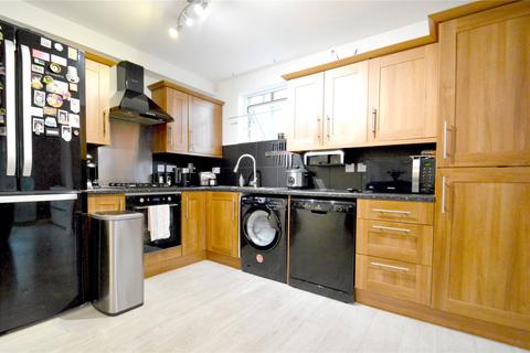 2 bedroom apartment for sale, Outram Road, Croydon, CR0