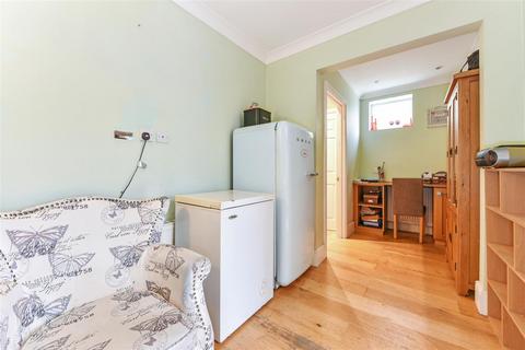9 Beech Road, Fareham, PO15 5DL