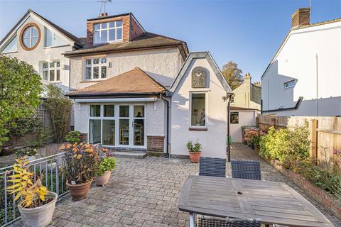 4 bedroom semi-detached house for sale, Belvoir Road, Cambridge CB4