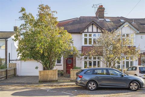 4 bedroom semi-detached house for sale, Belvoir Road, Cambridge CB4