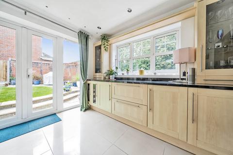 24 Cagney Close, Wainscott, Rochester, ME3 8AY
