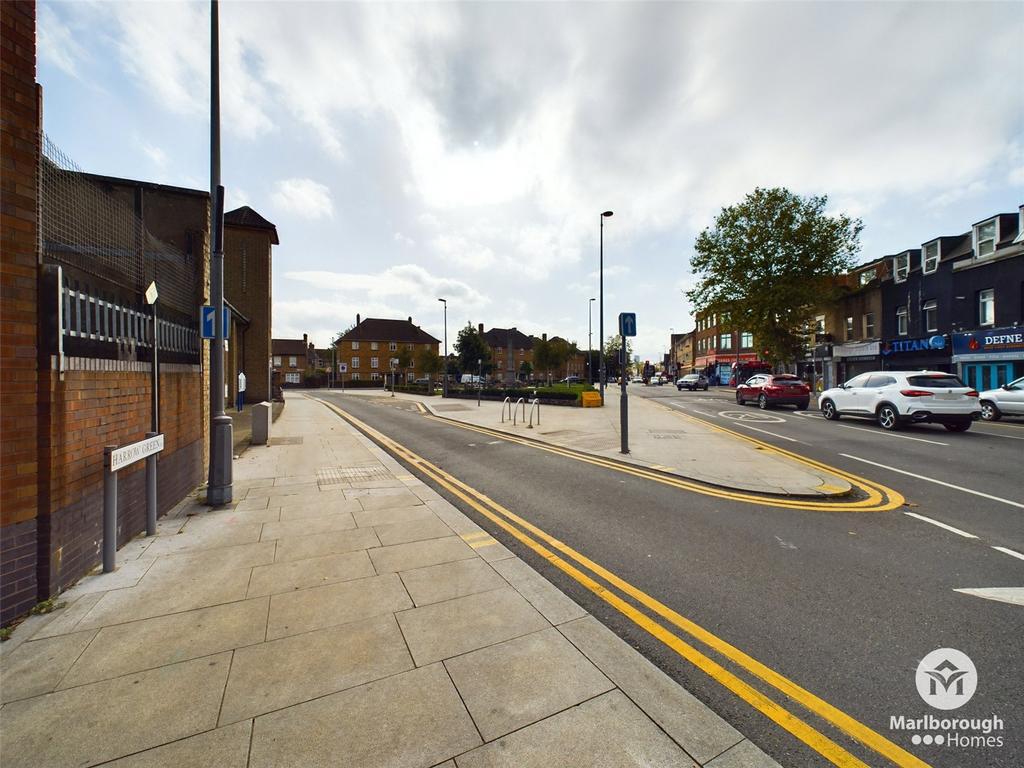 Leytonstone E11