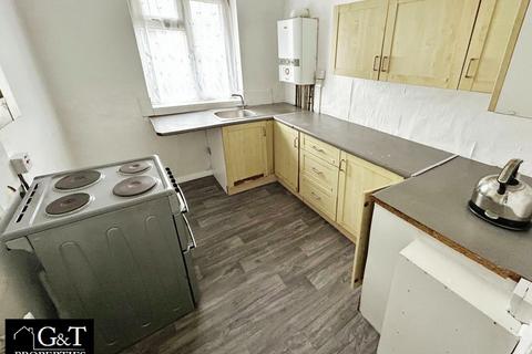 1 bedroom flat for sale, Barn Close, Stourbridge