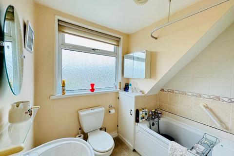 24 Bush Bach, Nantybwch, Tredegar, NP22 3SR