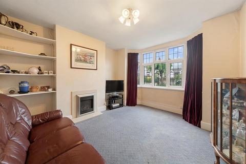 3 bedroom detached house for sale, 15 Hayslan Avenue, Malvern, Worcestershire, WR14