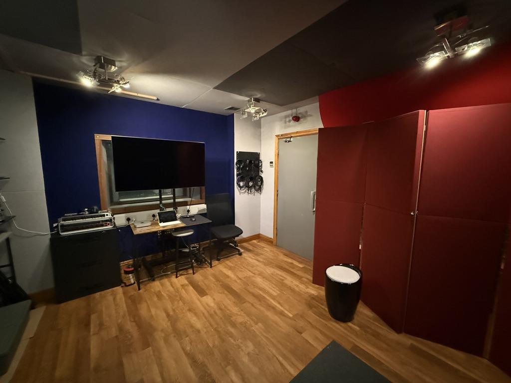 Photo 18