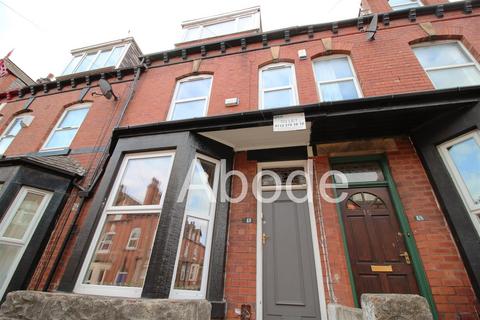 5 bedroom house to rent, Hessle View, Hyde Park, Leeds