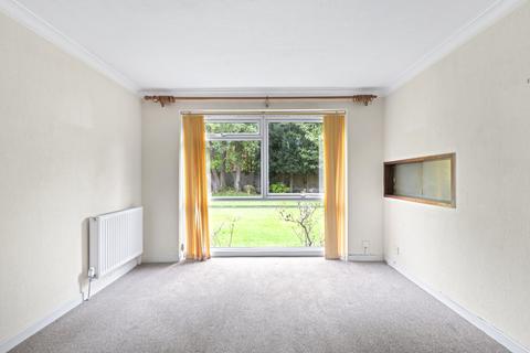 undefined, Warwick Gardens, Surrey KT7