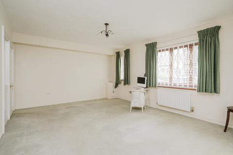 2 bedroom apartment for sale, Griffiths Road, London SW19