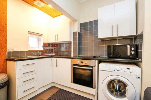 2 bedroom terraced house to rent, Red Hills Terrace, Durham DH1