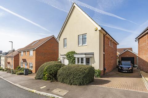 4 bedroom detached house for sale, Howland Close, Essex CB10