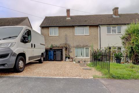 3 bedroom semi-detached house for sale, Southfield Road, Buckinghamshire HP27