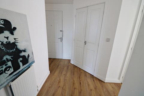 2 bedroom apartment to rent, Chancellor Way, Essex RM8