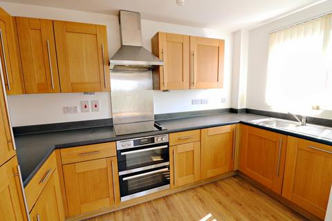 2 bedroom apartment to rent, Chancellor Way, Essex RM8