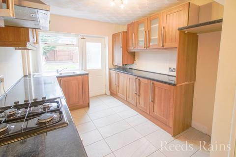 3 bedroom terraced house for sale, Maple Avenue, Ellesmere Port CH66