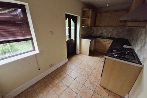 2 bedroom end of terrace house for sale, Wallace Lane, Greater Manchester WN1