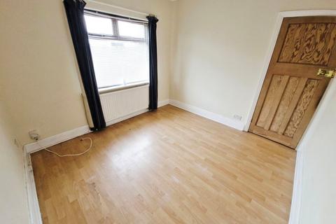 2 bedroom end of terrace house for sale, Wallace Lane, Greater Manchester WN1