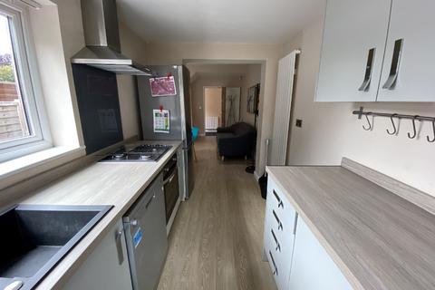 5 bedroom house to rent, Nottingham NG7