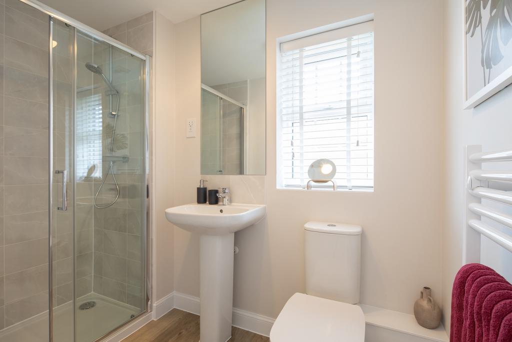 En suite in an Archford