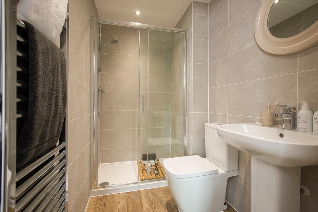 Ensuite in the Holden 4 bedroom home