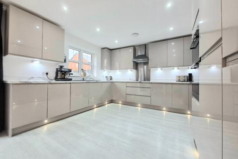 30 Haydock Drive, Carlisle, CA2 4QY