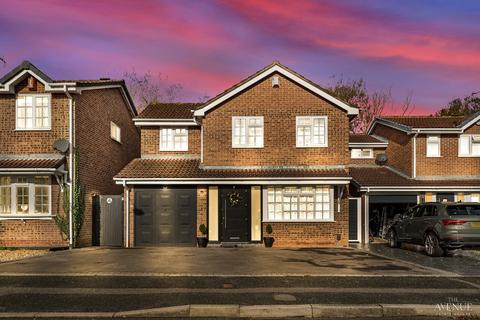 4 bedroom detached house for sale, Bolingey Way, Hucknall, Nottingham, Nottinghamshire, NG15