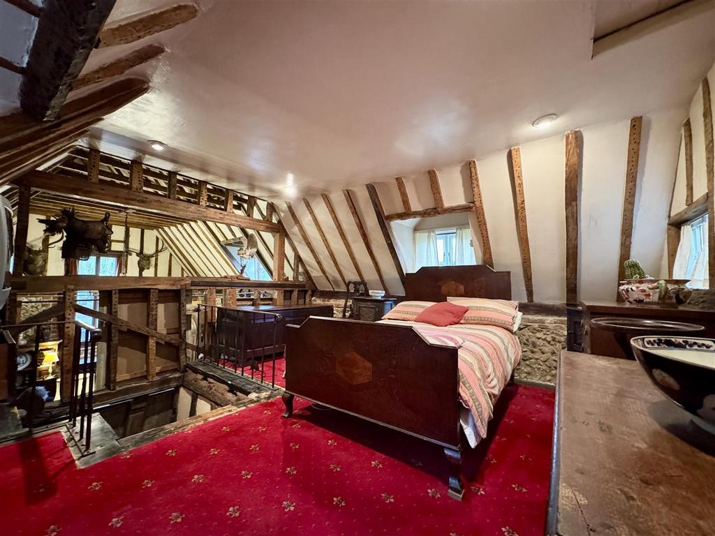 Bedroom .jpeg