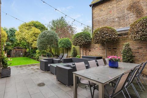 20 Woodville Road, London, W5 2SF