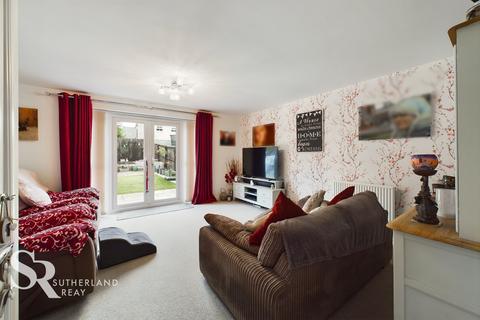 3 bedroom terraced house for sale, Sovereign Way, Chapel-En-Le-Frith, SK23