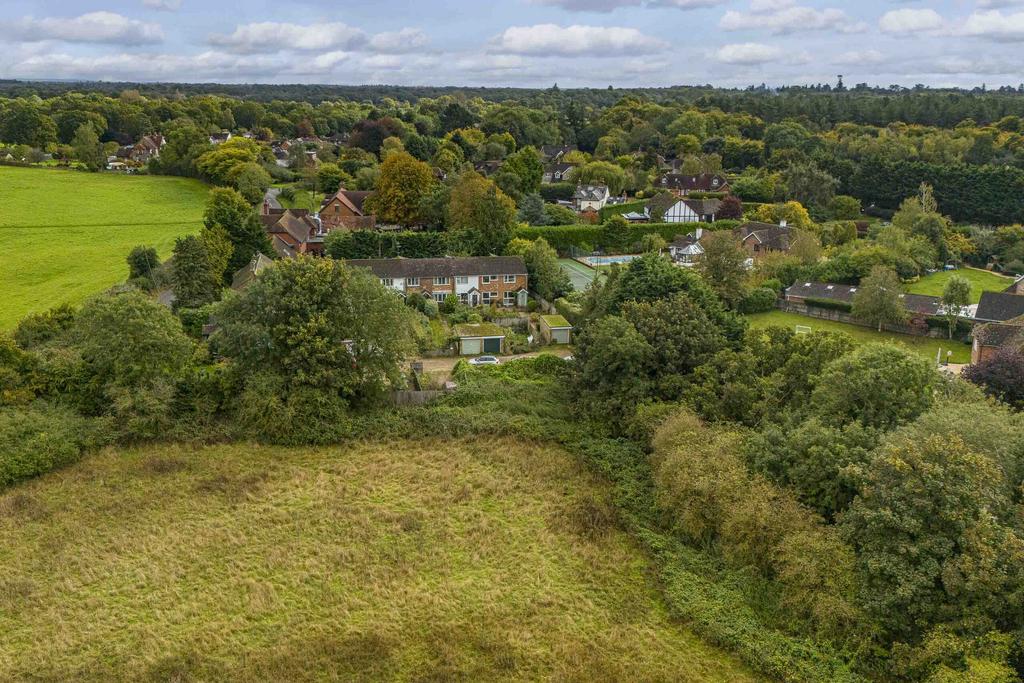 5 Niplands Cottages, HP10 0 JQ (LOW RES)-3