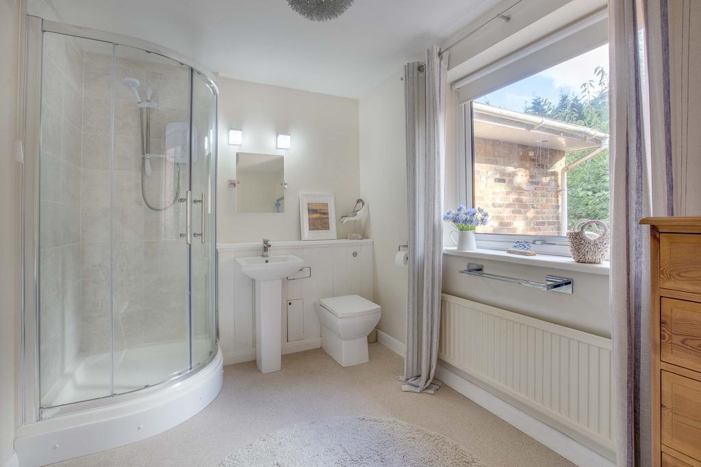 5 Niplands Cottages, HP10 0 JQ (LOW RES)-6