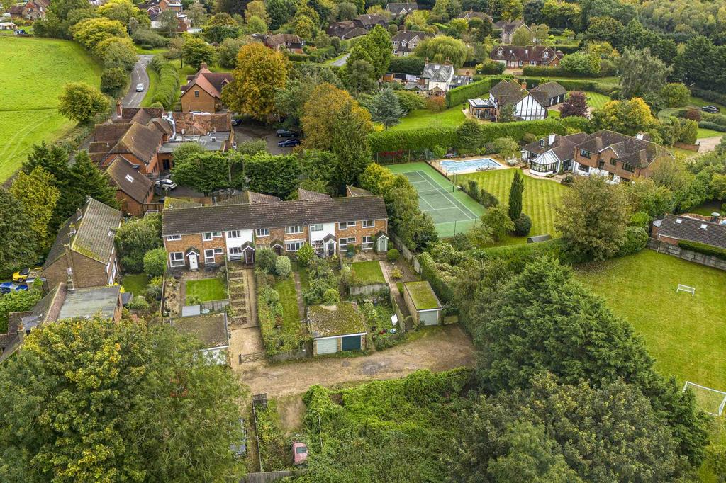 5 Niplands Cottages, HP10 0 JQ (LOW RES)-4