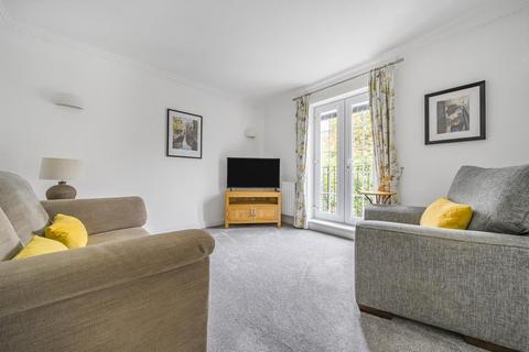 2 bedroom flat for sale, Wokingham,  Berkshire,  RG40