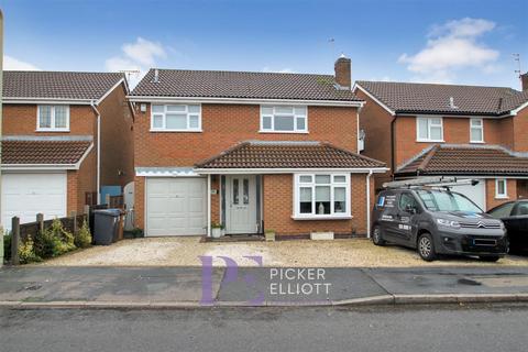 4 bedroom detached house for sale, Falmouth Drive, Hinckley LE10