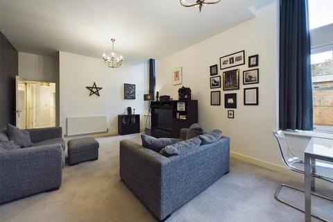 2 bedroom apartment for sale, Kershaw Drive, Lancaster