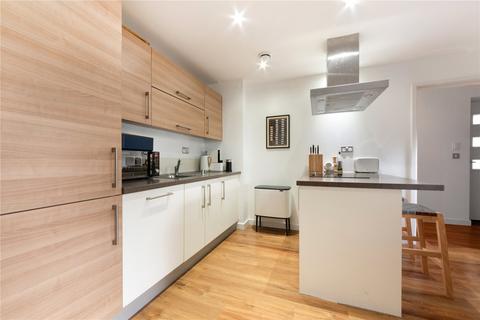 2 bedroom apartment to rent, Heath Place, London, E3