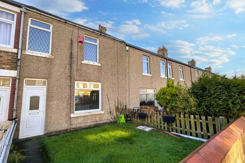 3 bedroom terraced house for sale, Lynwood Avenue, Newbiggin-by-the-Sea, Northumberland, NE64 6JF