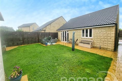 2 bedroom bungalow for sale, Robinscroft, Swindon, Wiltshire